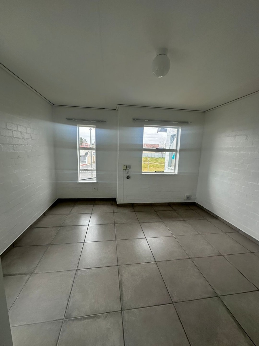 To Let 1 Bedroom Property for Rent in Brooklyn Western Cape